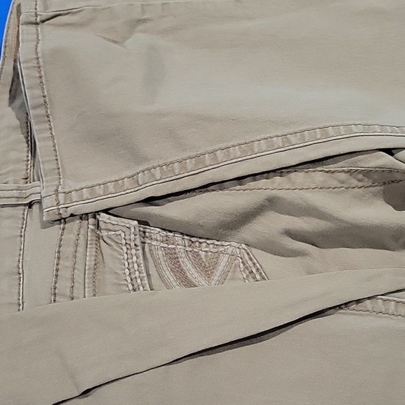 Jeans - Picture 4 of 4